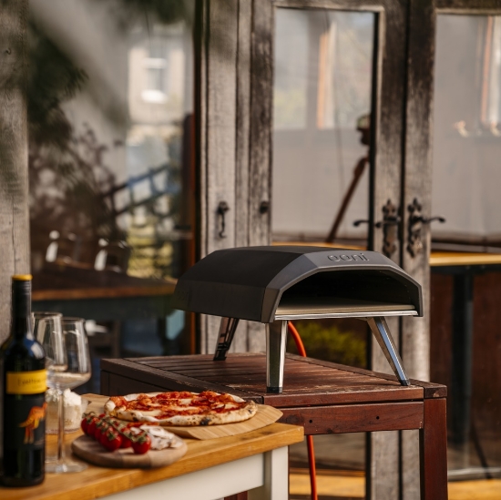 Imagine Cuptor pizza pe gaz OONI Koda 12