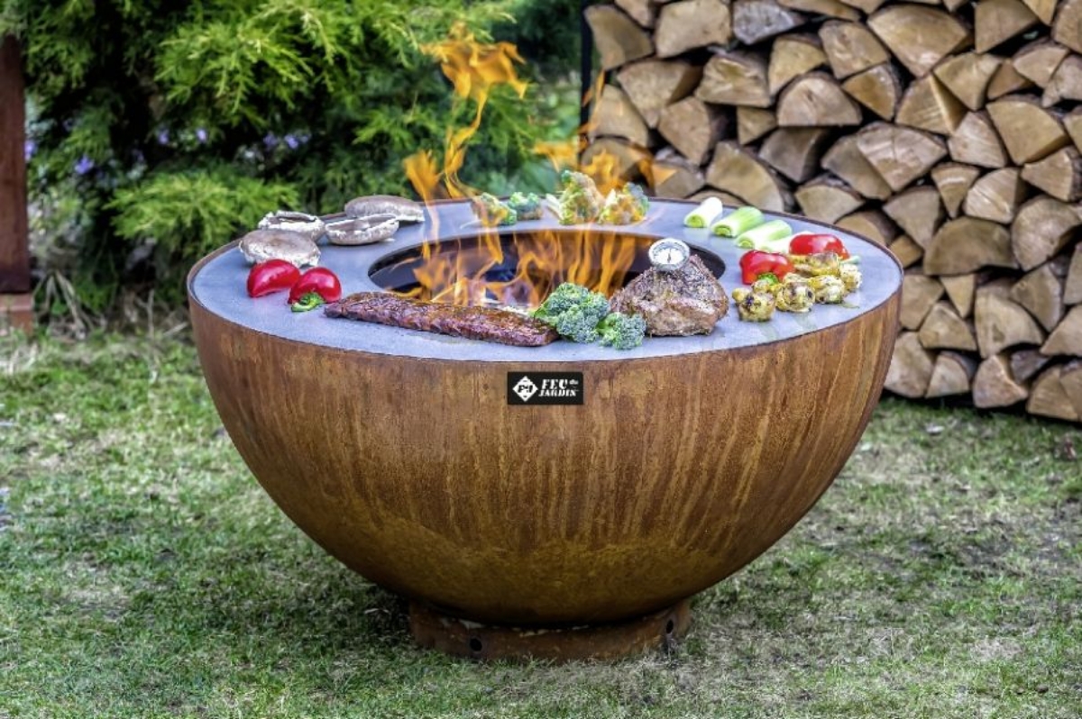 10 beneficii aduse de vatra de foc sau semineul de gradina